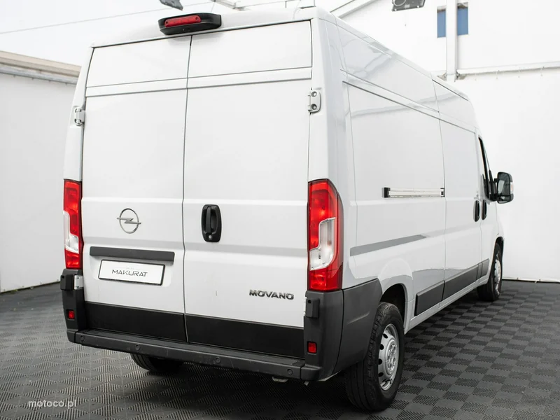 Opel Movano 4