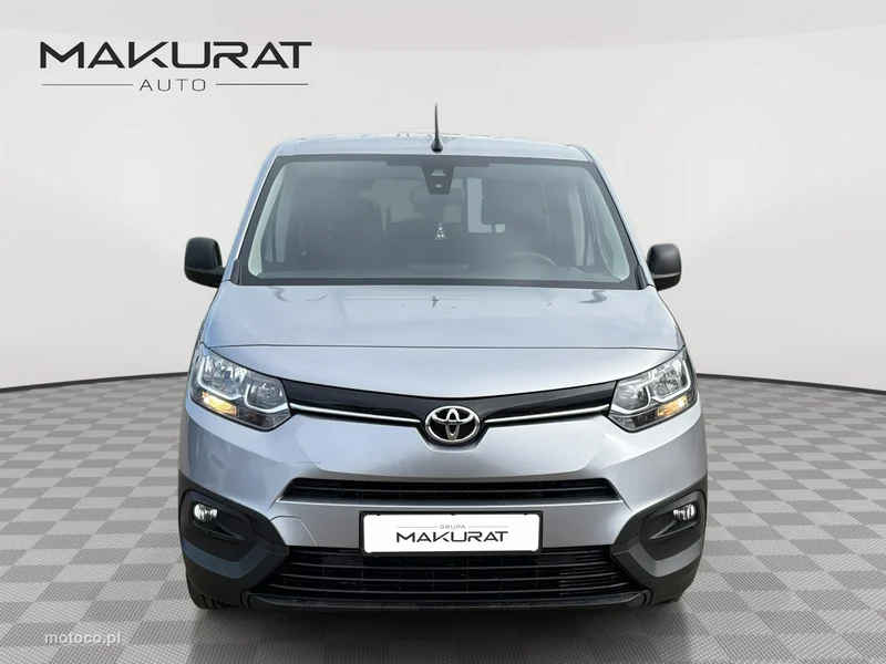 Toyota Proace City 5