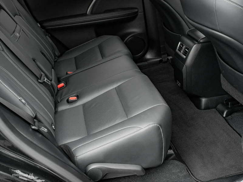 Lexus RX 33