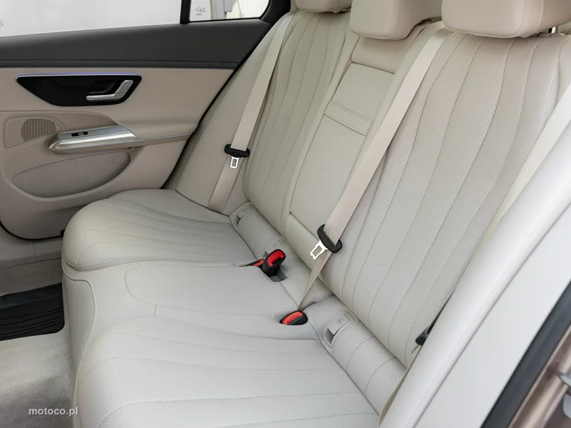 Mercedes-Benz Klasa E W214 E 220 25