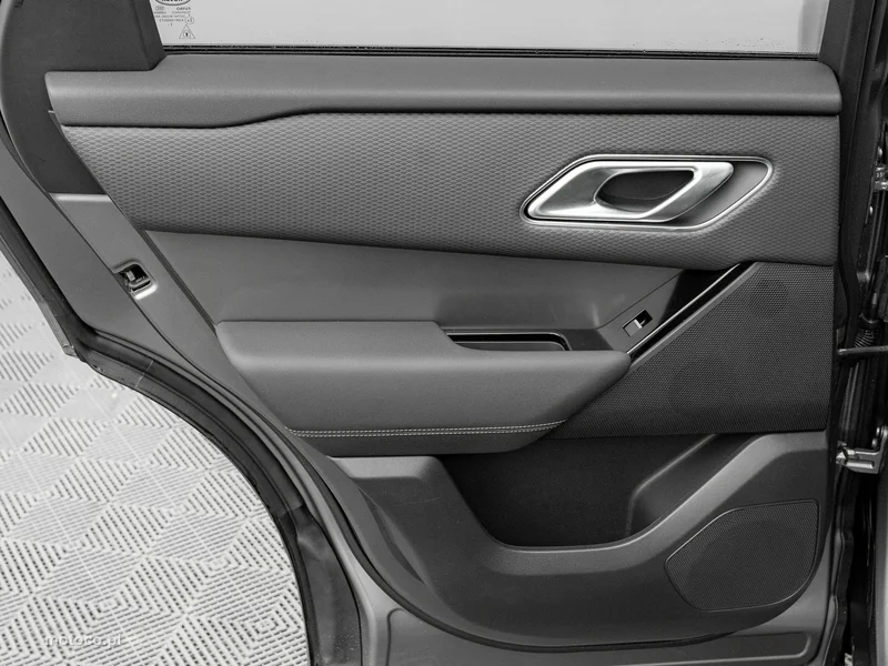Land Rover Range Rover Velar 24
