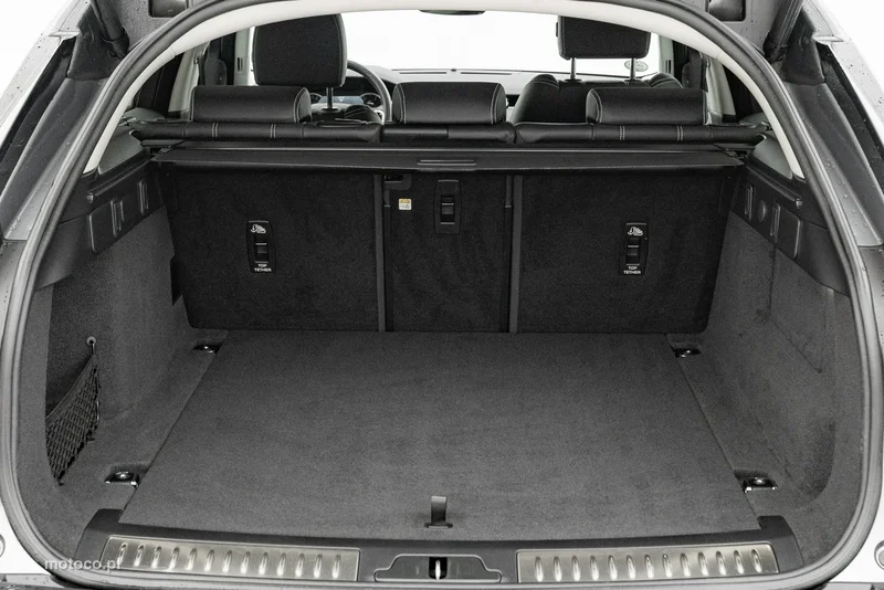 Land Rover Range Rover Velar 28