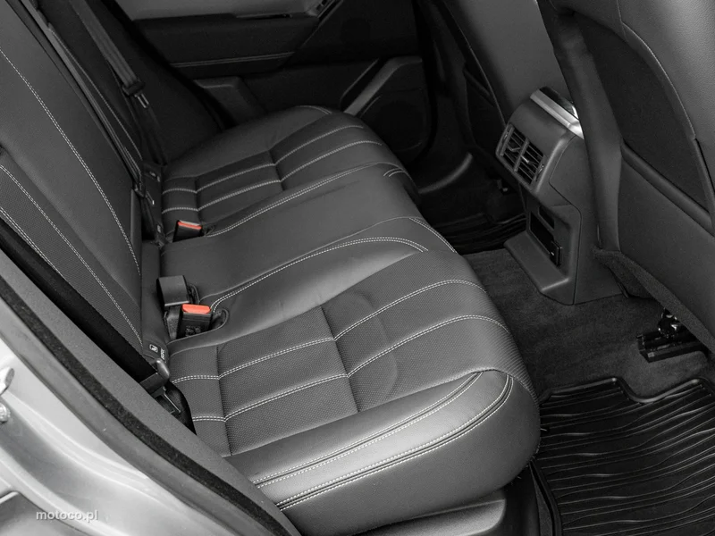 Land Rover Range Rover Velar 31