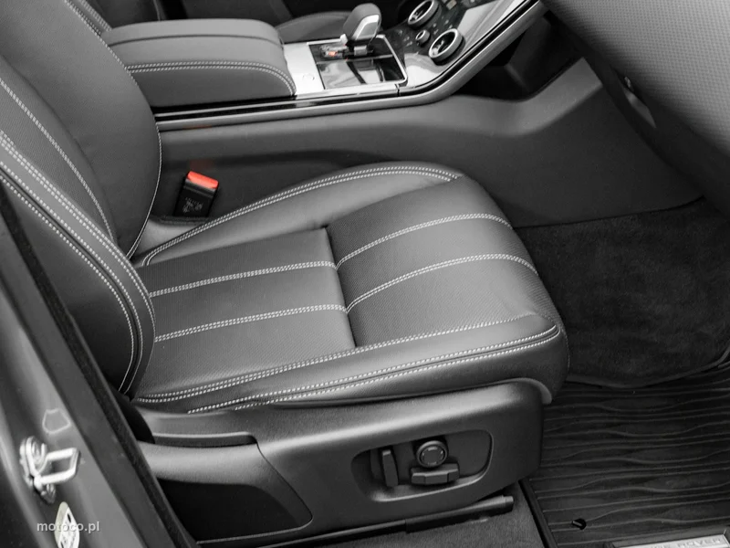 Land Rover Range Rover Velar 33