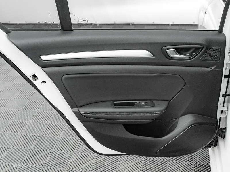 Renault Megane IV 23