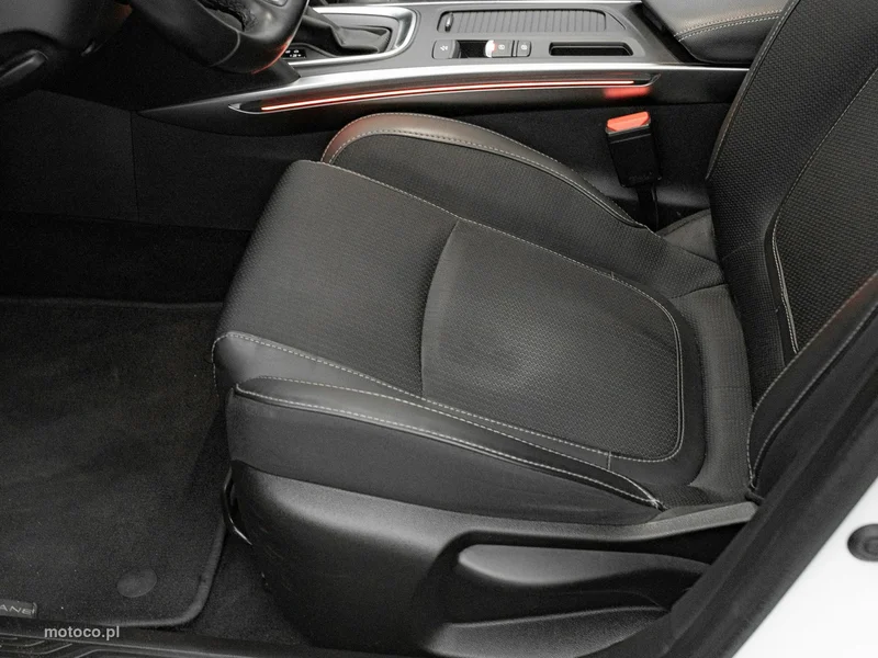 Renault Megane IV 10
