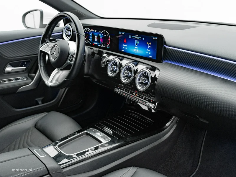 Mercedes-Benz Klasa A W177 A 200 26