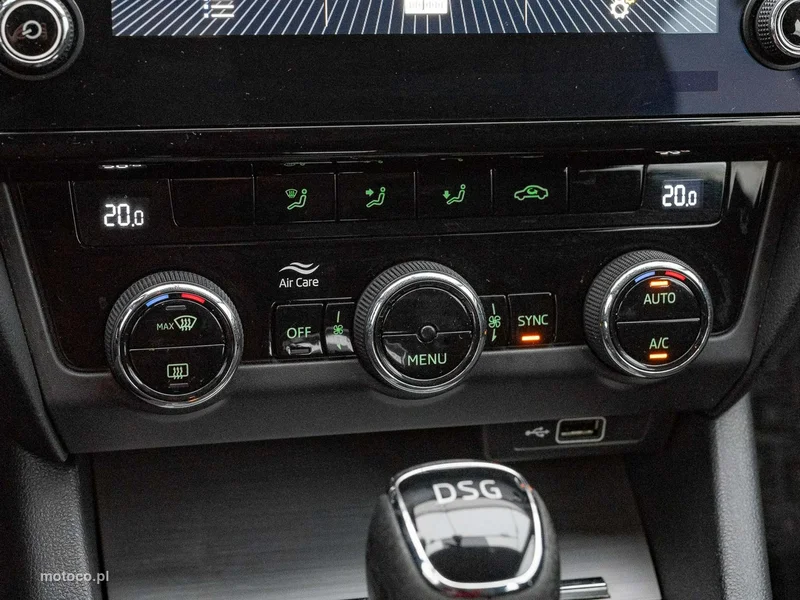 Skoda Octavia III 17