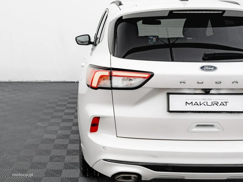 Ford Kuga III 11