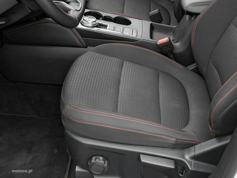 Ford Kuga III 13