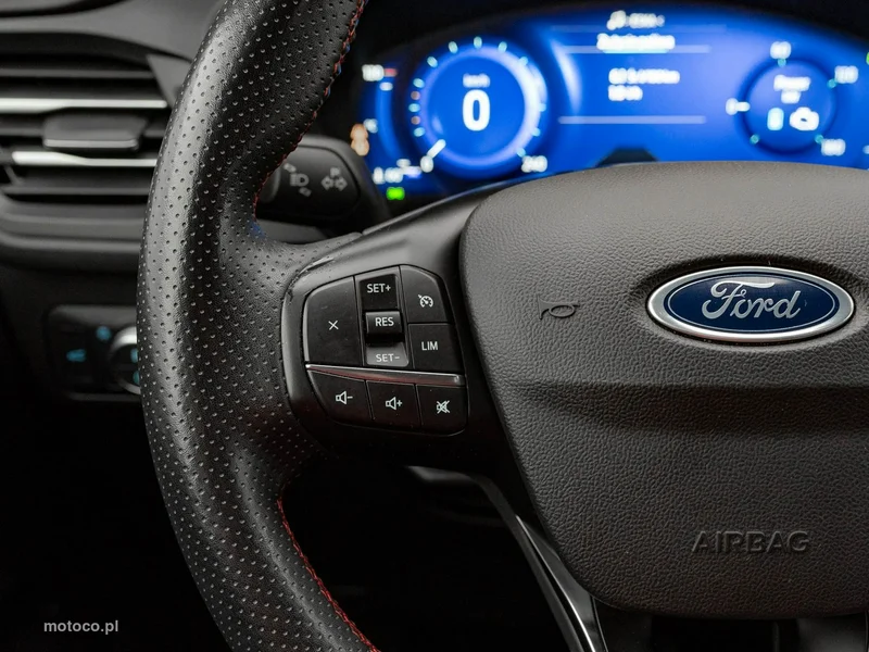 Ford Kuga III 16