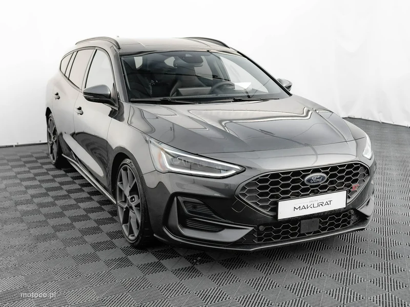 Ford Focus IV 3