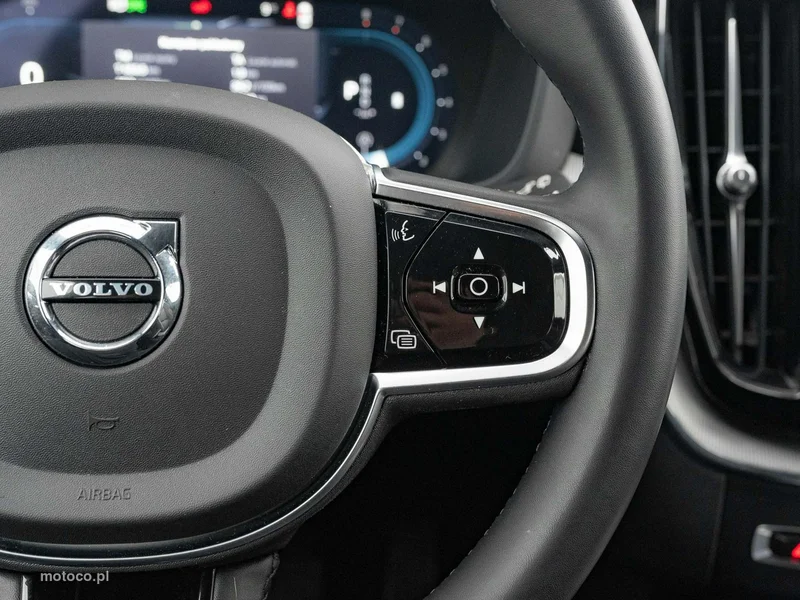 Volvo XC 60 17