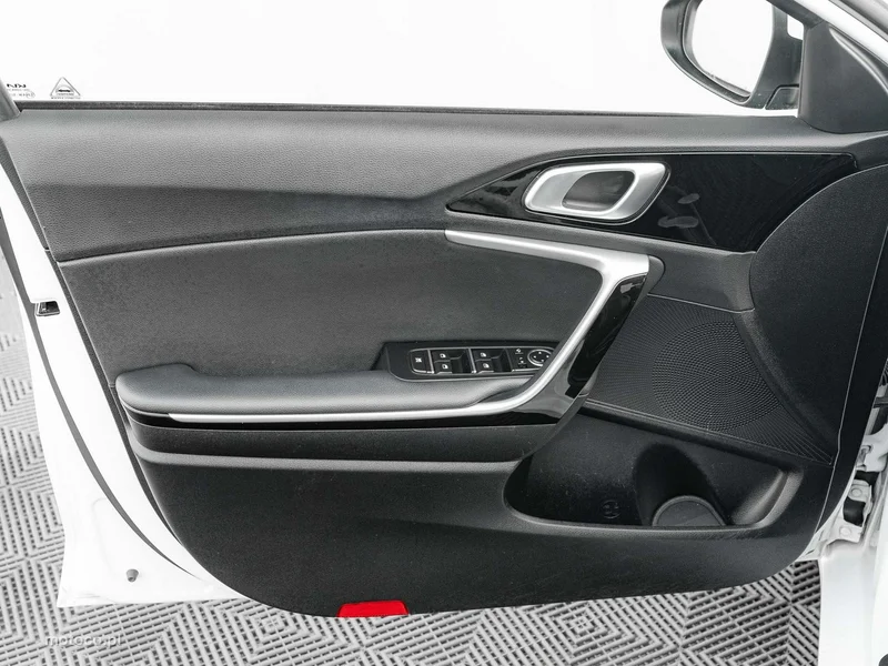 Kia Cee'd 10