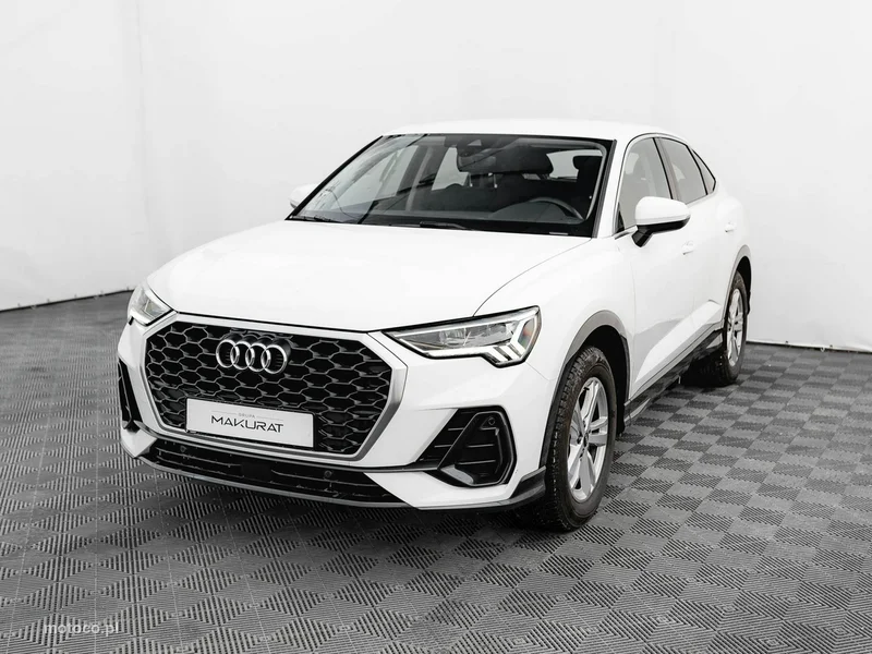 Audi Q3 F3 2
