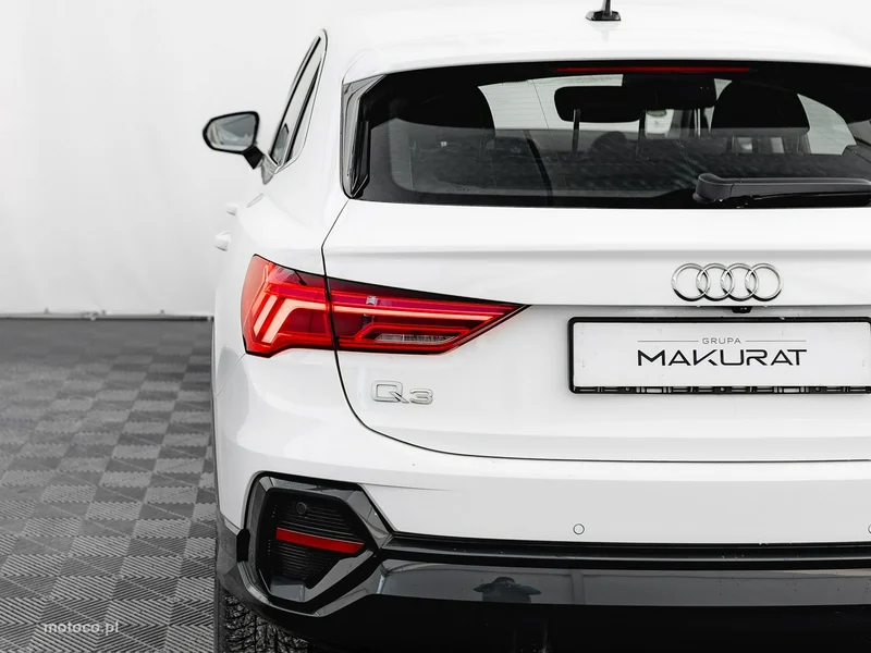 Audi Q3 F3 11