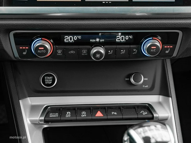 Audi Q3 F3 20