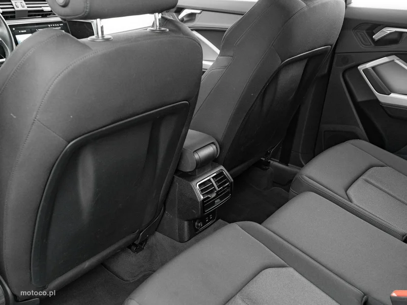 Audi Q3 F3 28