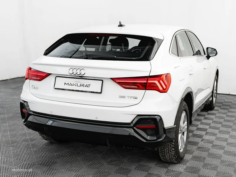 Audi Q3 F3 5