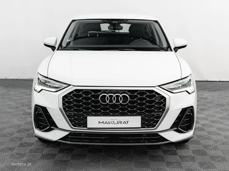 Audi Q3 F3 7