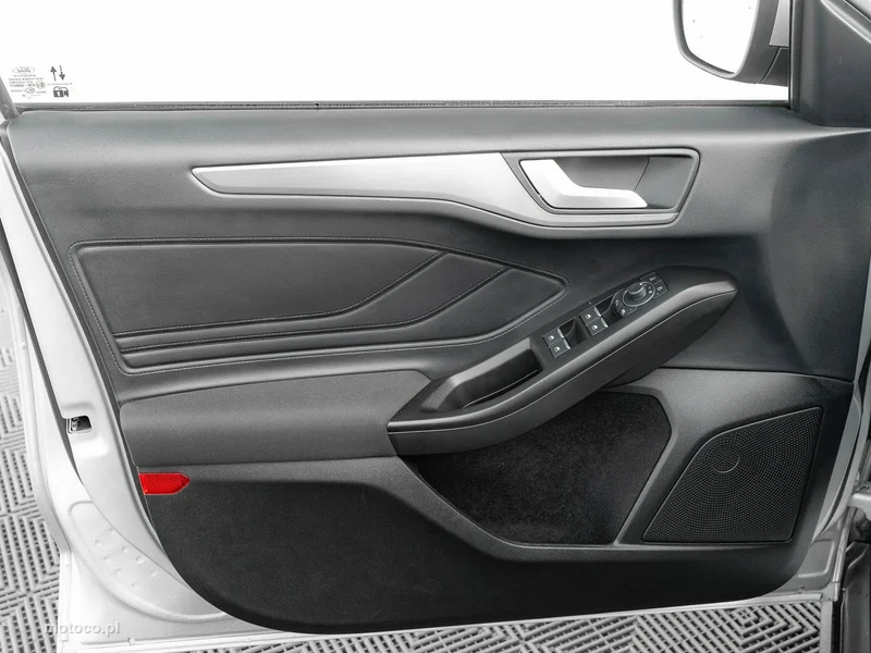 Ford Focus IV 12