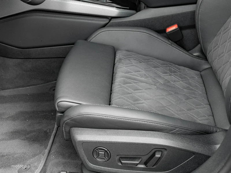 Audi A6 C8 12