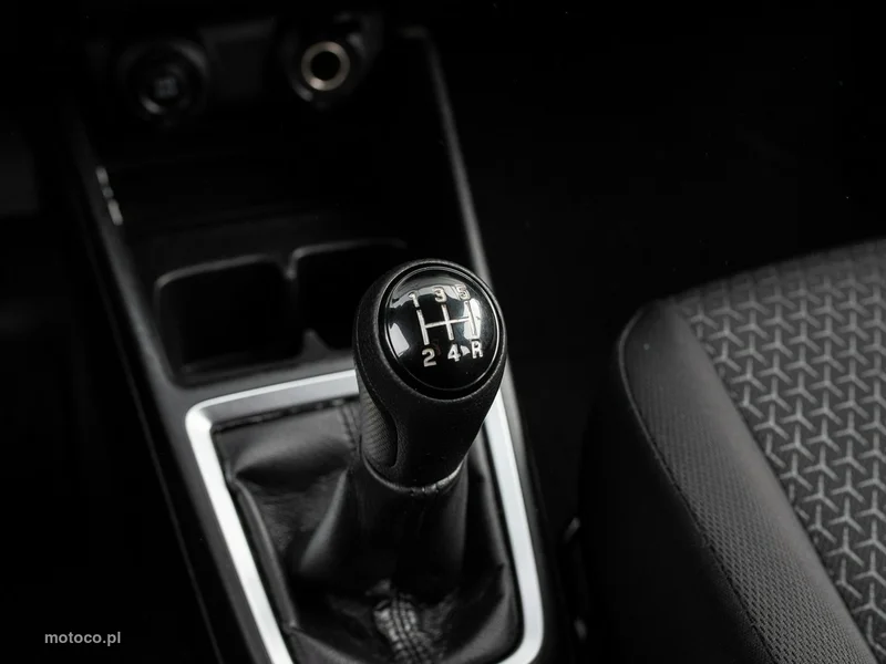 Suzuki Swift 17