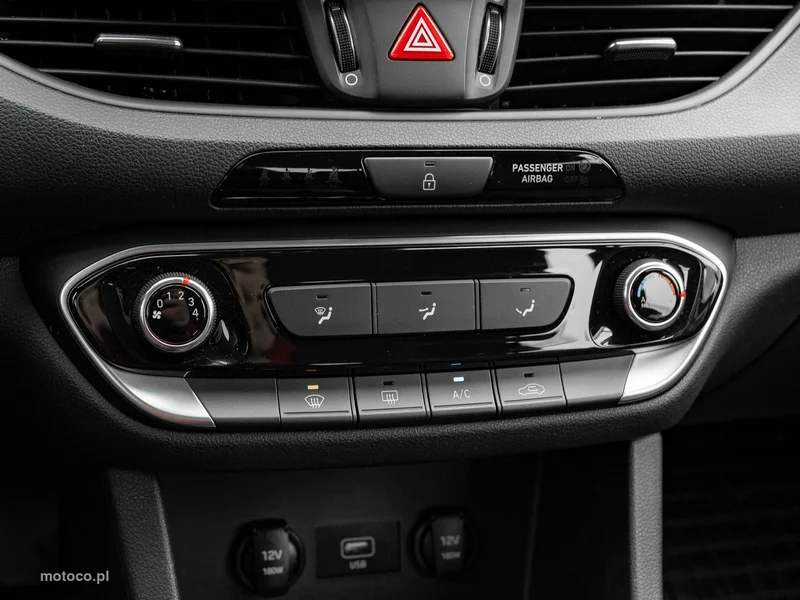 Hyundai i30 16