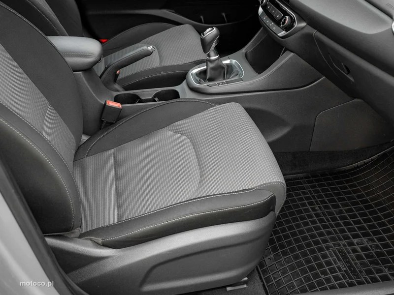 Hyundai i30 27