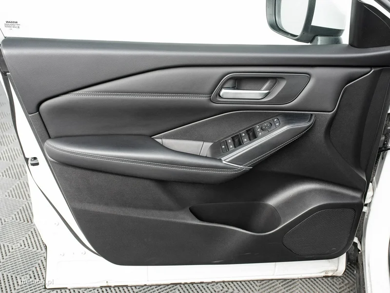 Nissan Qashqai 10