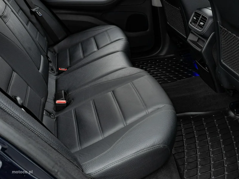 Mercedes-Benz GLE W167 GLE 300 29