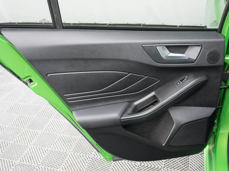 Ford Focus IV 24