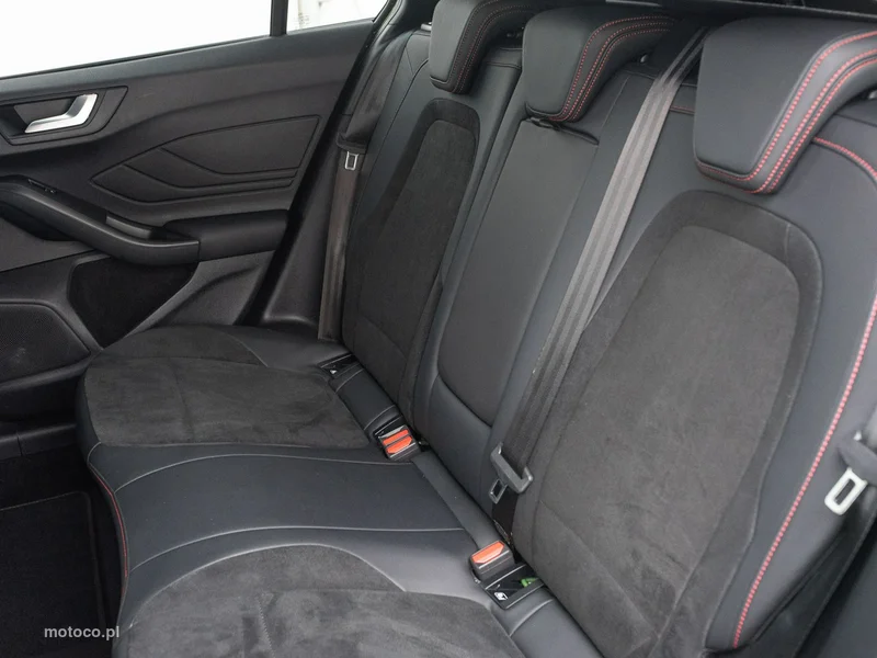 Ford Focus IV 26