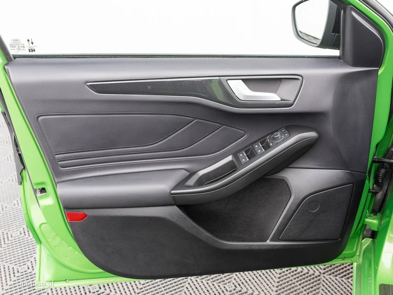 Ford Focus IV 10