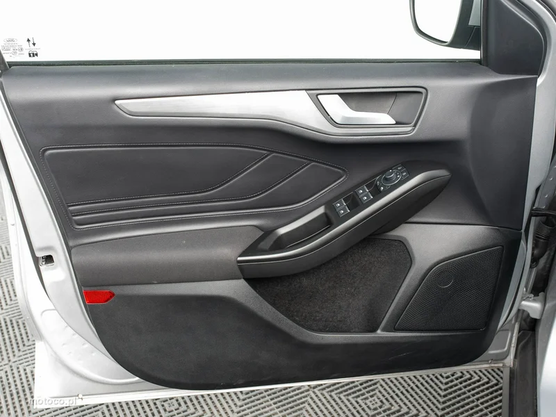 Ford Focus IV 10