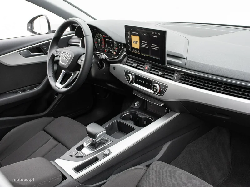 Audi A4 B9 32