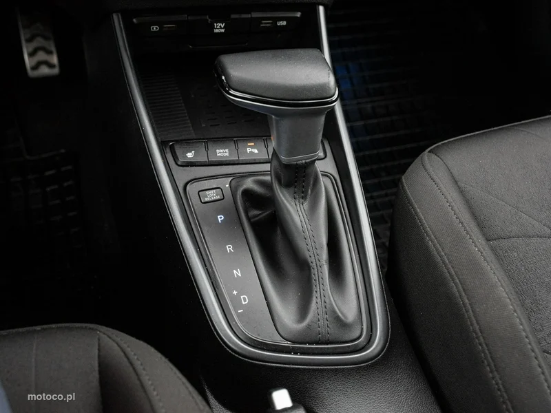 Hyundai BAYON 16