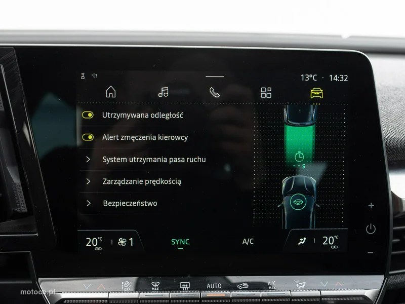 Renault Megane IV 19