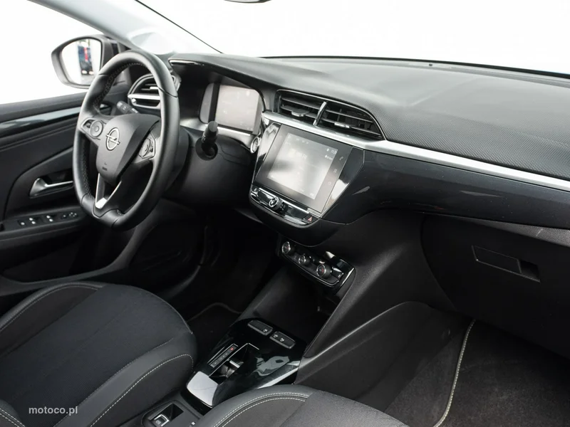 Opel Corsa F 30