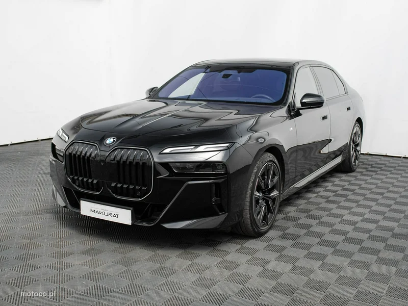 BMW Seria 7 G70 740 2