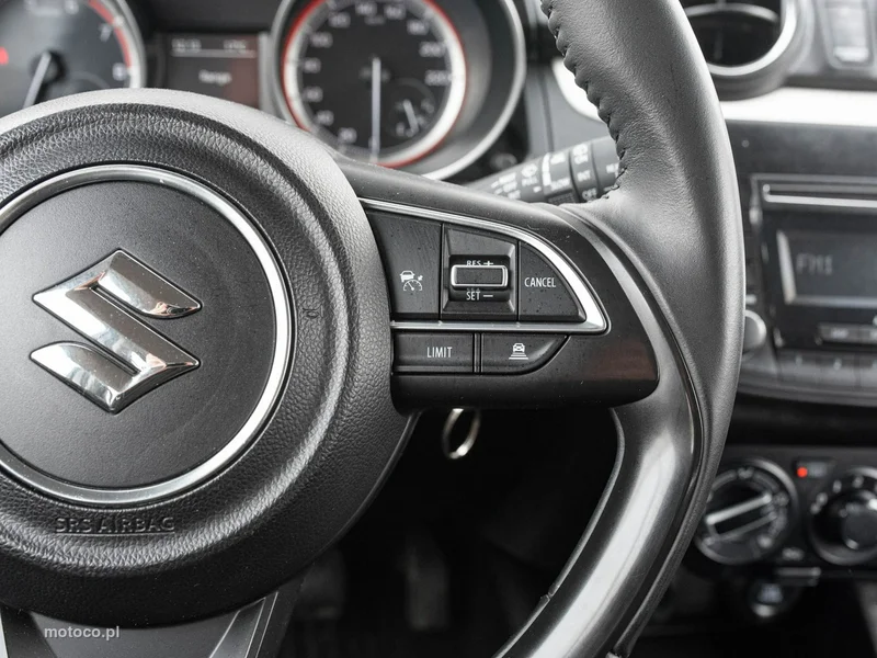 Suzuki Swift 15