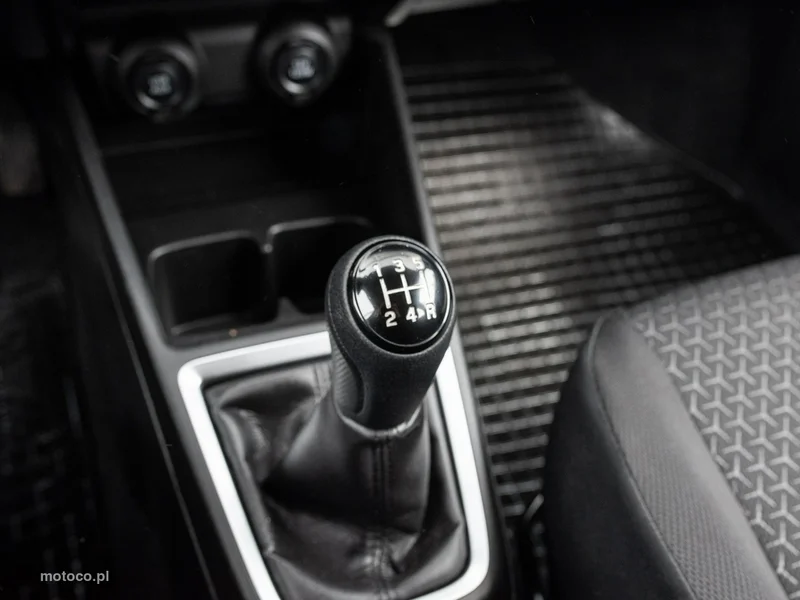 Suzuki Swift 16