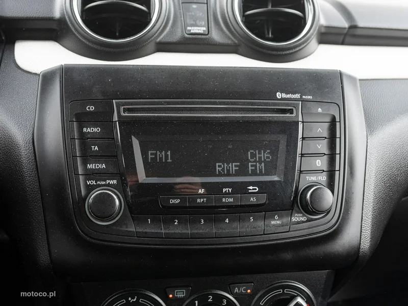 Suzuki Swift 18