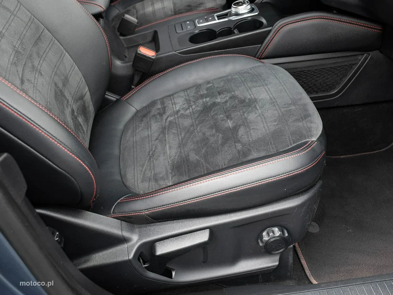 Ford Kuga II 31