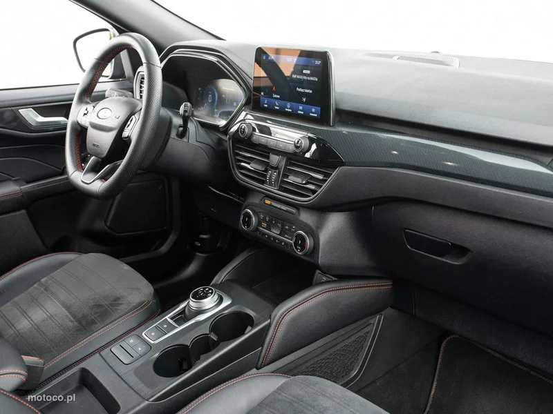 Ford Kuga II 32