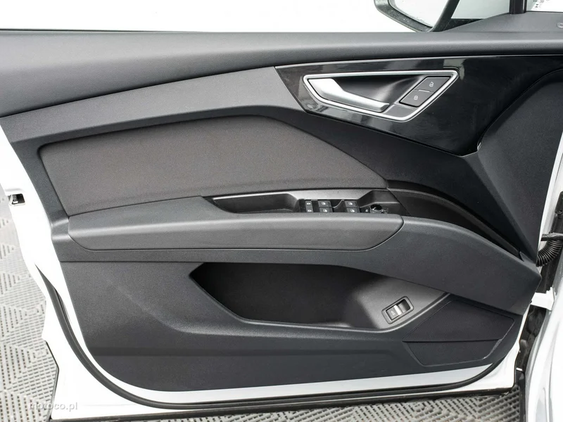 Audi Q4 e-tron 9