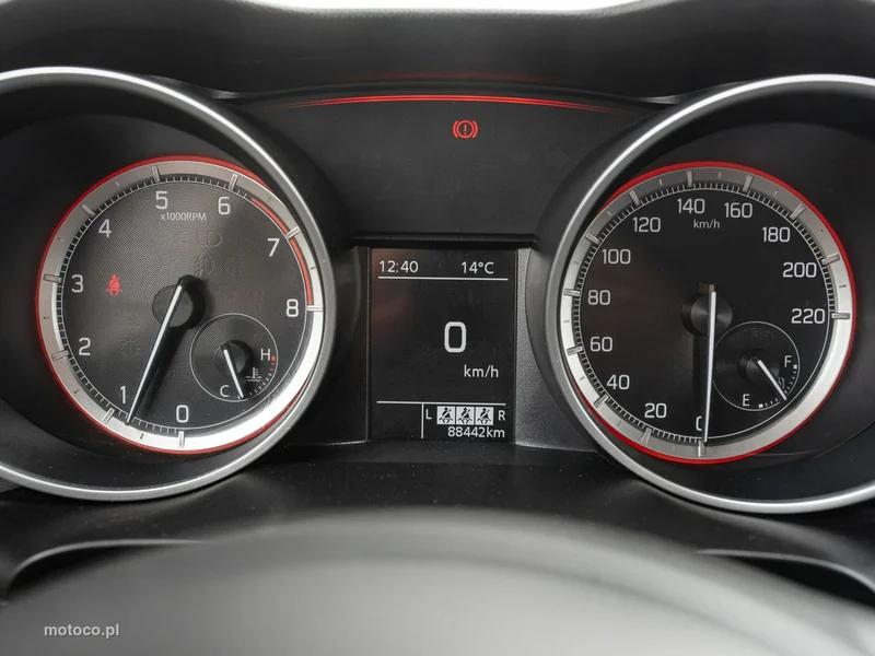 Suzuki Swift 12