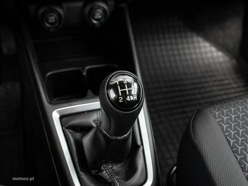 Suzuki Swift 15