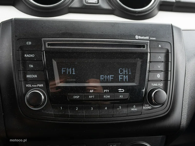 Suzuki Swift 17