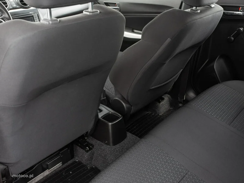 Suzuki Swift 19